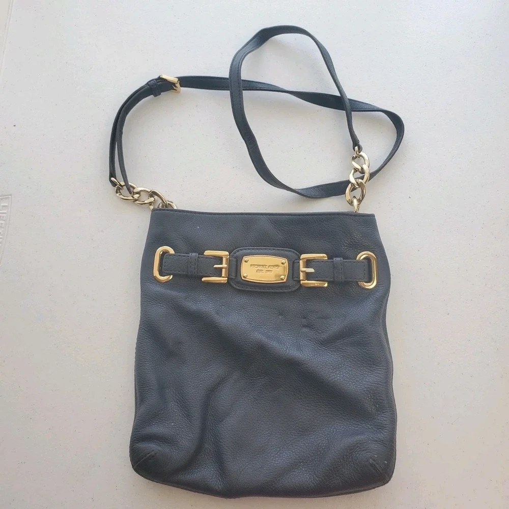 Michael Kors medium casual black and gold leather chain and buckle crossbody bag